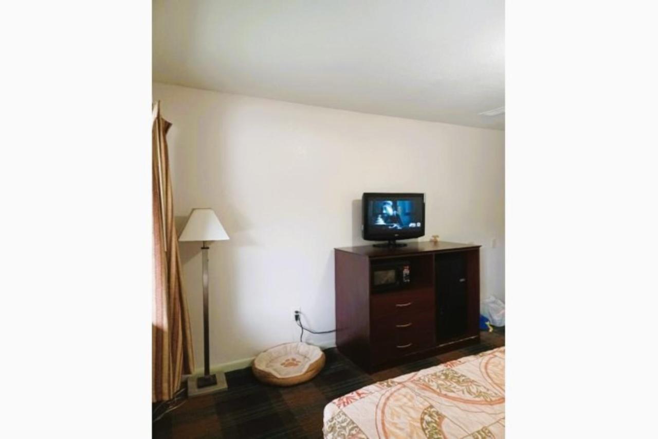 Patriot Inn Motel Beaver Wv, By Oyo Екстер'єр фото